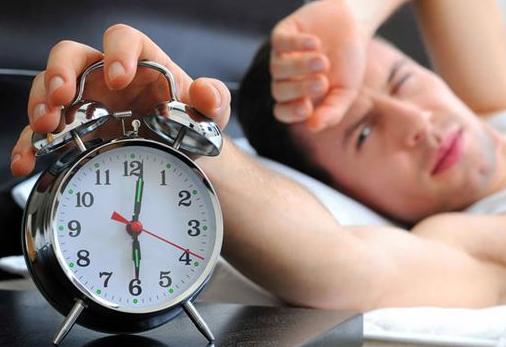 睡眠障碍怎么办？NMN帮你调节生物钟！